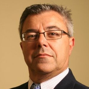 fernando oliveira headshot